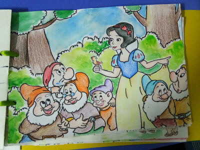 自制绘本 白雪公主 绘本封面 七个小矮人