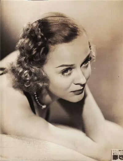 格劳瑞亚斯图尔特 gloria stuart 1910-2010年美国女演员