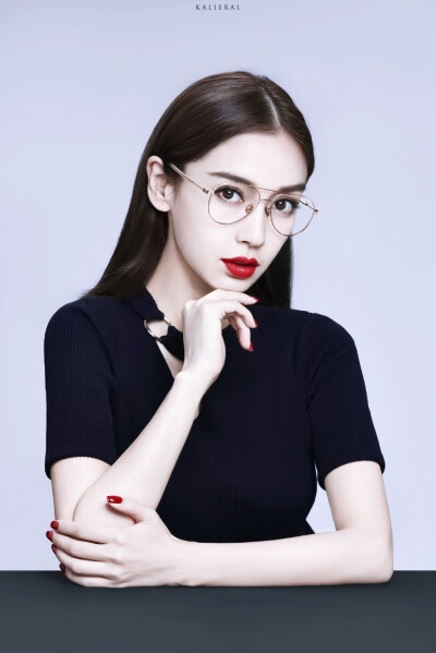 收集   点赞  评论  杨颖angelababy 头像‖壁纸‖gif ☆仙女本仙