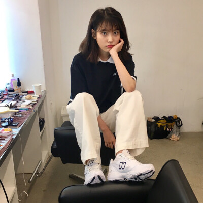 iu ins照片