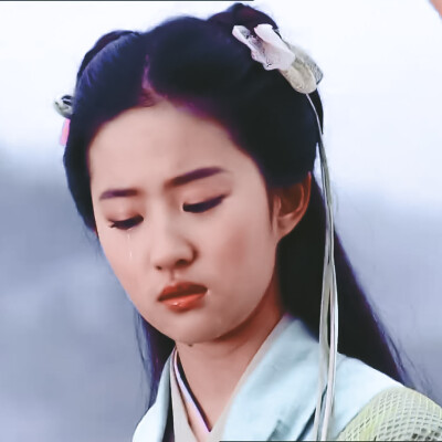 2005电视剧《仙剑奇侠传一》头像8p 今天是落泪但还是超美的小仙女