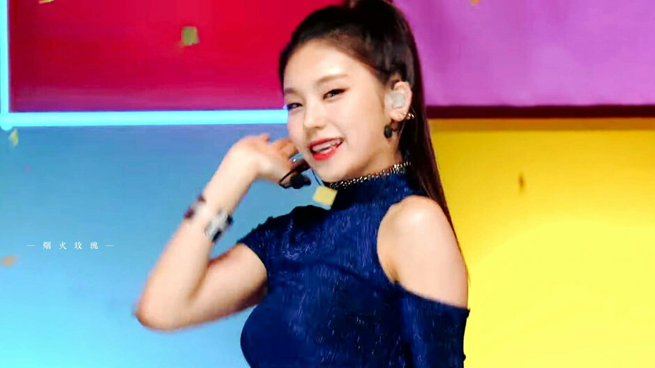 itzy 黄艺智