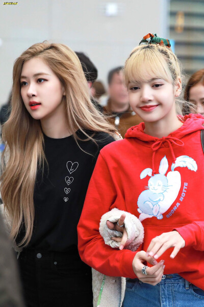 lisa,rosé - 堆糖,美图壁纸兴趣社区