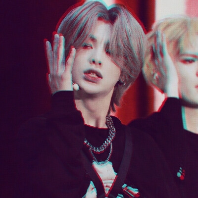 黄明昊
