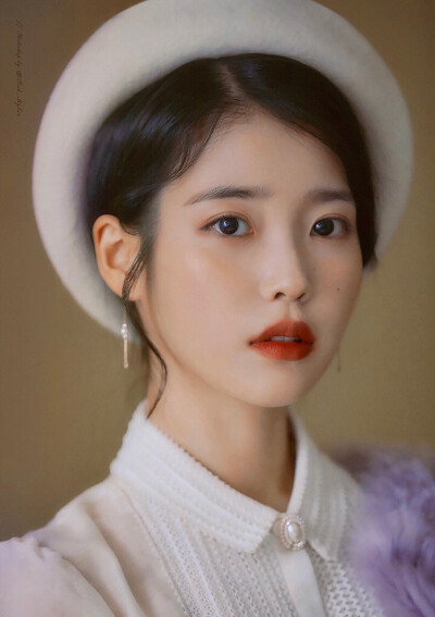 雪莉(sulli),李知恩(iu)