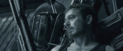 【 tony stark,i love you three thousan】