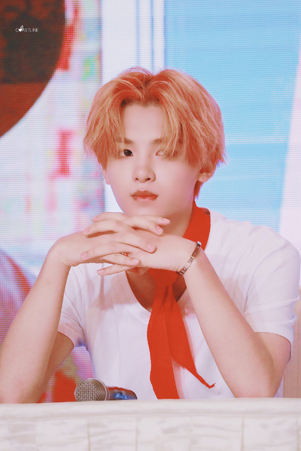 黄明昊79