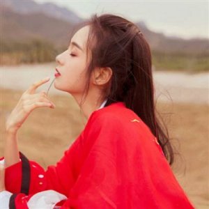 古风装扮美女侧颜头像