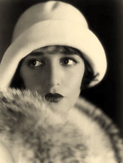 flapper girl丨bebe daniels,1920年代美国演员,舞者,歌手