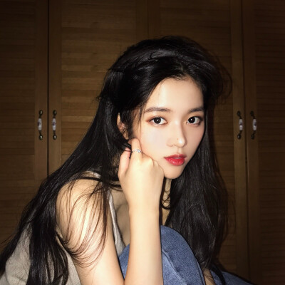 自拍头像美女