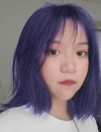 蓝紫色头发