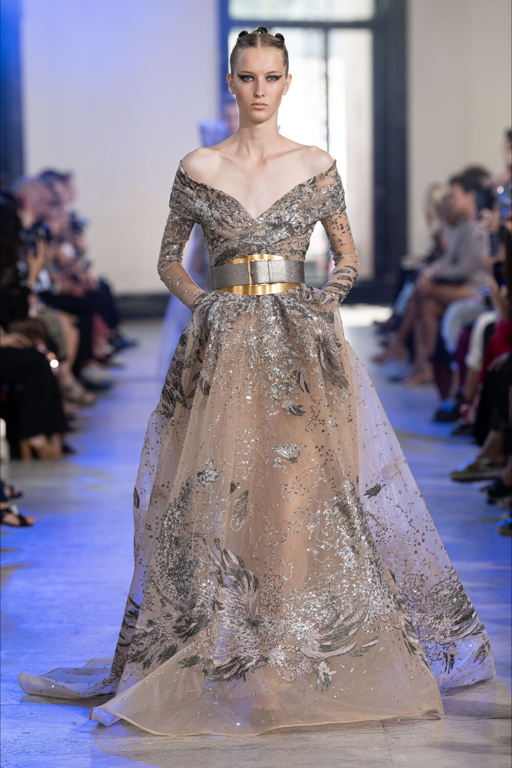 elie saab(艾莉·萨博)2019秋冬巴黎高级定制时装秀