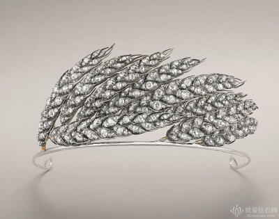 sheaf 王冠,by 尚美巴黎chaumet,约1811年采用金,银材质制作了9支麦穗