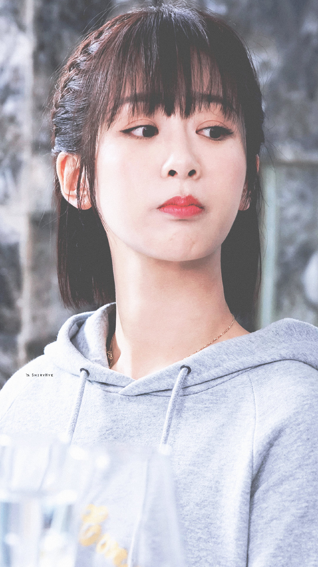 (杨紫)佟年.