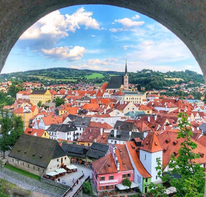 cesky krumlov 红房子的童话小镇