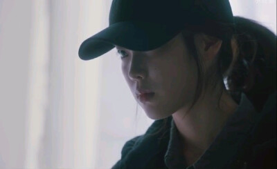 iu 李至安 我的大叔 自截头像