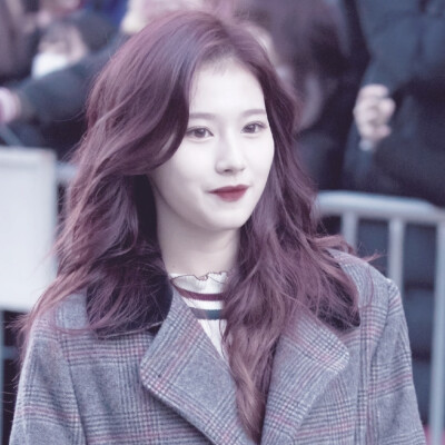 爱豆头像 sana 名井南