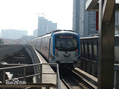 深圳地铁列车图片