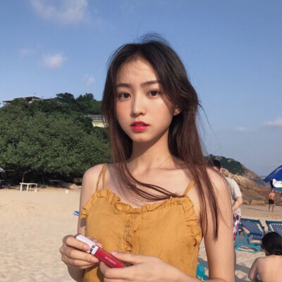 奈·橙/黄色系女生头像