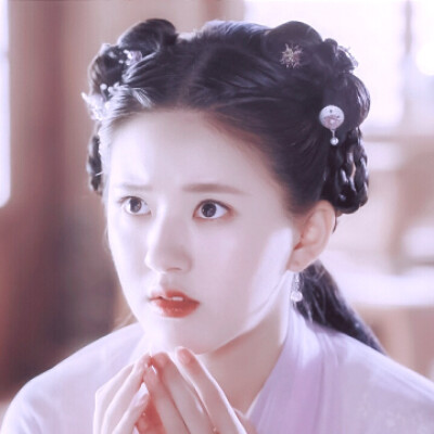 rosy·头像(赵露思)