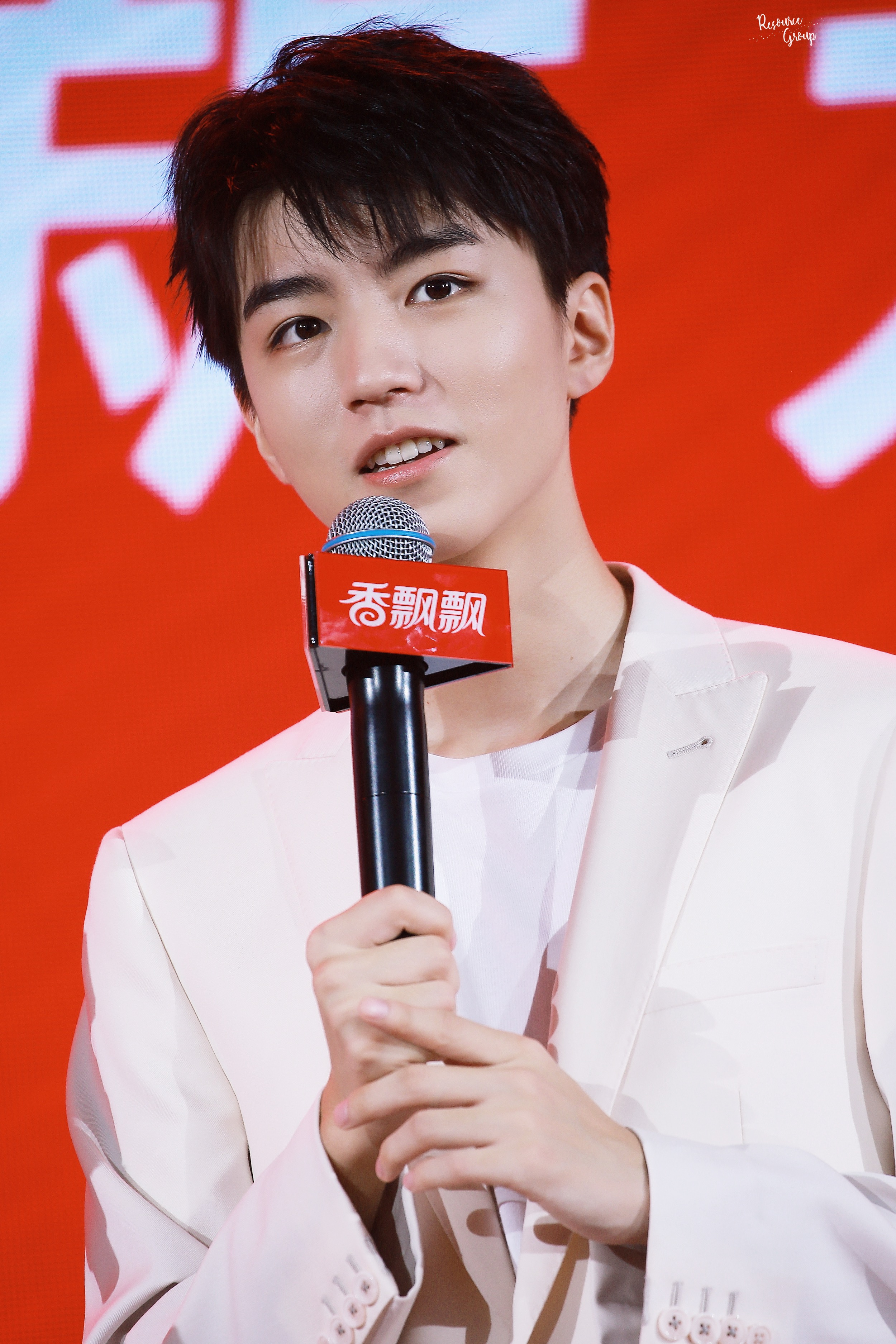 王俊凯×2019.08.19 香飘飘品牌新升级发布会×cr:logo