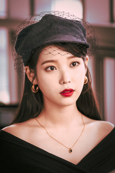 iu/张满月德鲁纳酒店 cr.web