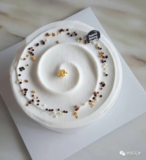 简约款生日蛋糕