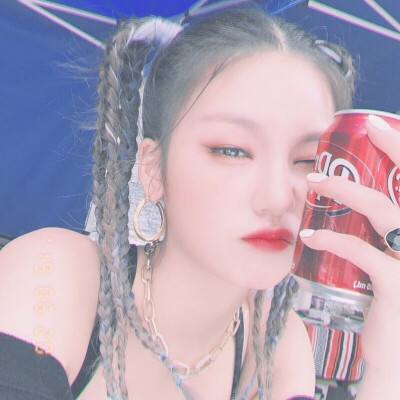 itzy 黄礼志 头像 自修禁二改 拿图赞 二传注明倾颜