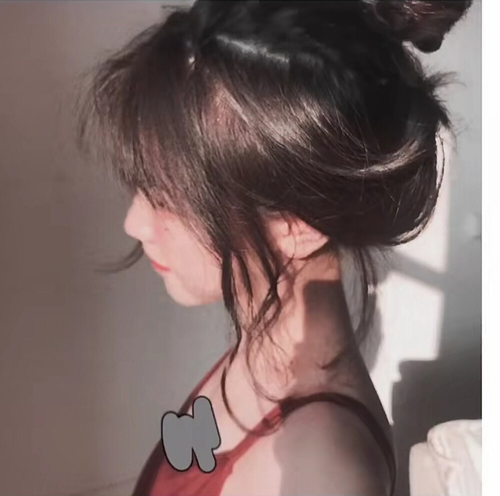女生头像,关注拿图不迷路