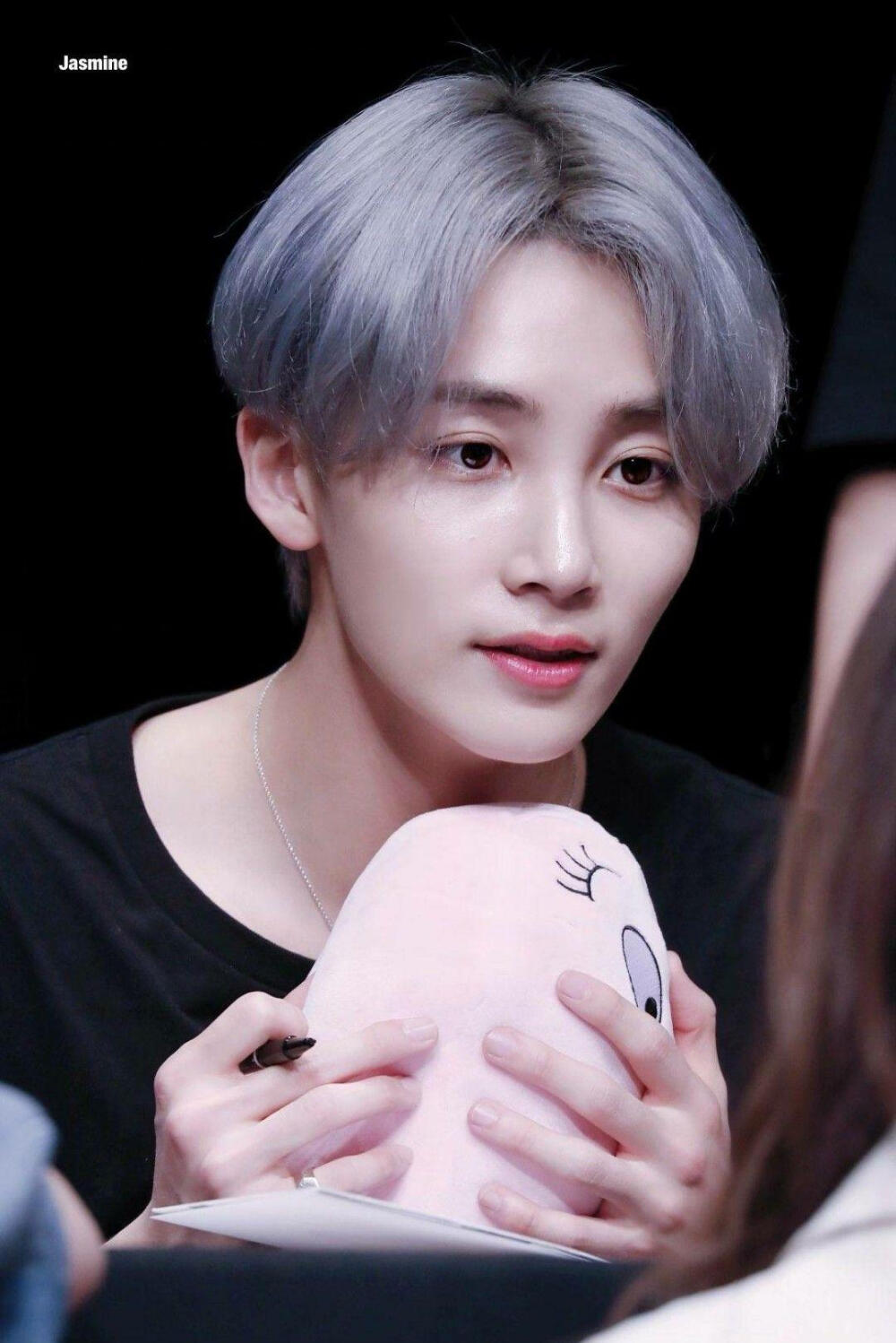 尹净汉jeonghan