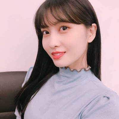 twice momo 头像