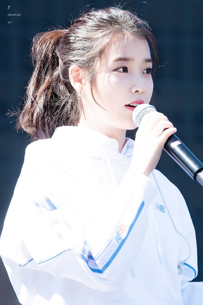 全世界最好的国民女神 iu 李智恩 小姐姐#壁纸#头像