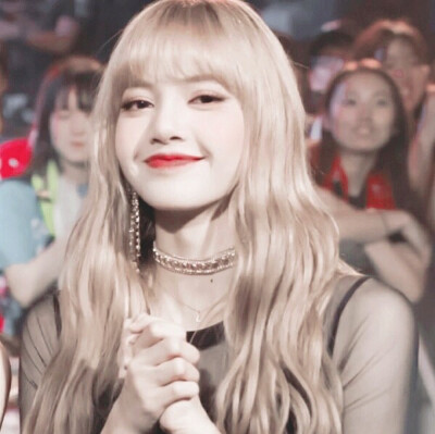 blackpink lisa 头像