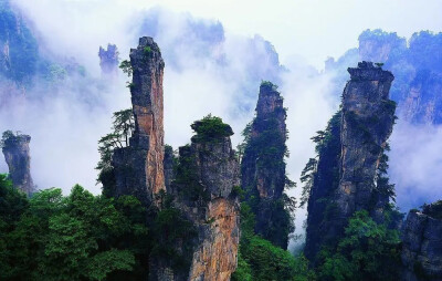 位于中国湖南省境内,张家界的核心景区就是武陵源风景名胜区,由张家界