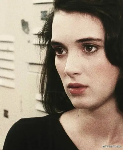 薇诺娜·瑞德 winona ryder