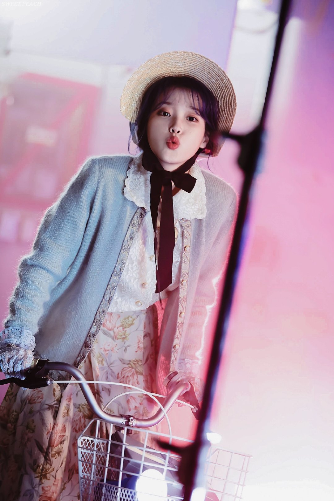 iu | blueming cr:·蜜桃心动日记