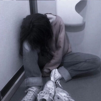 头像 二三次 丧系