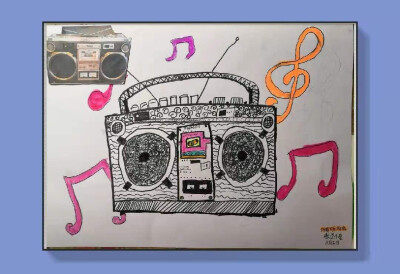 儿童画一写生老式收音机
