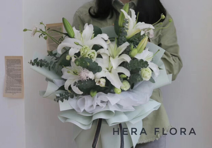 百合花束,小花束