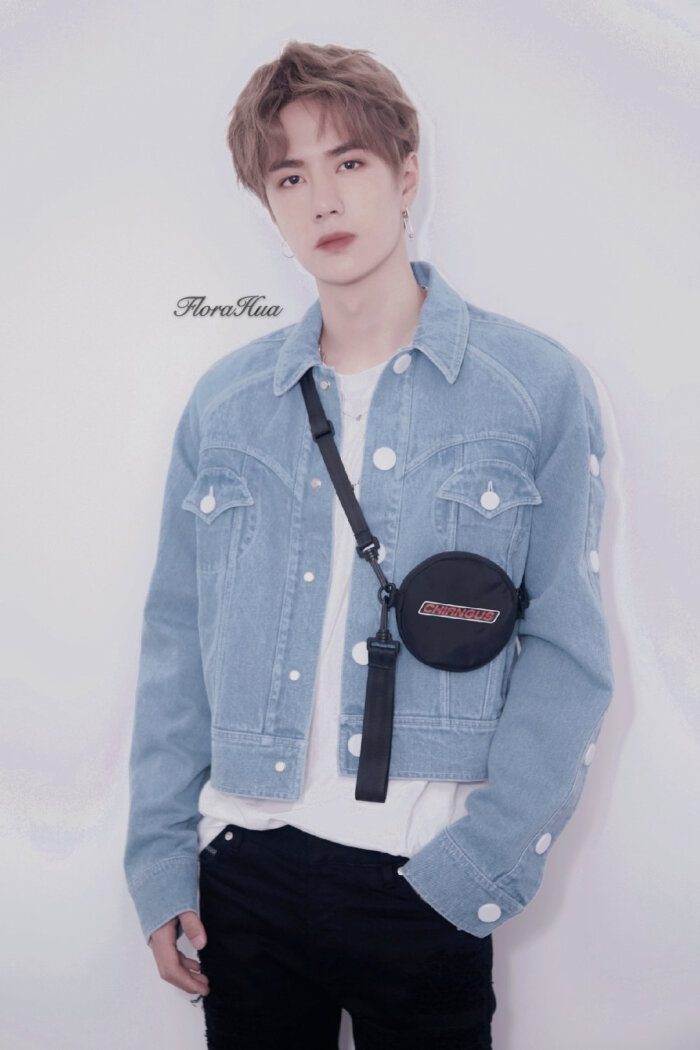 创造101 修图 @uniq-王一博 cr:logo