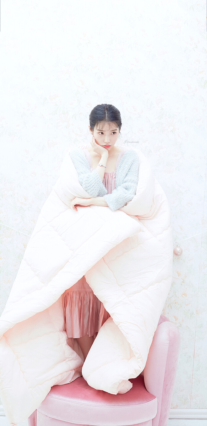 iu 李知恩