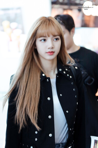 blackpink lisa