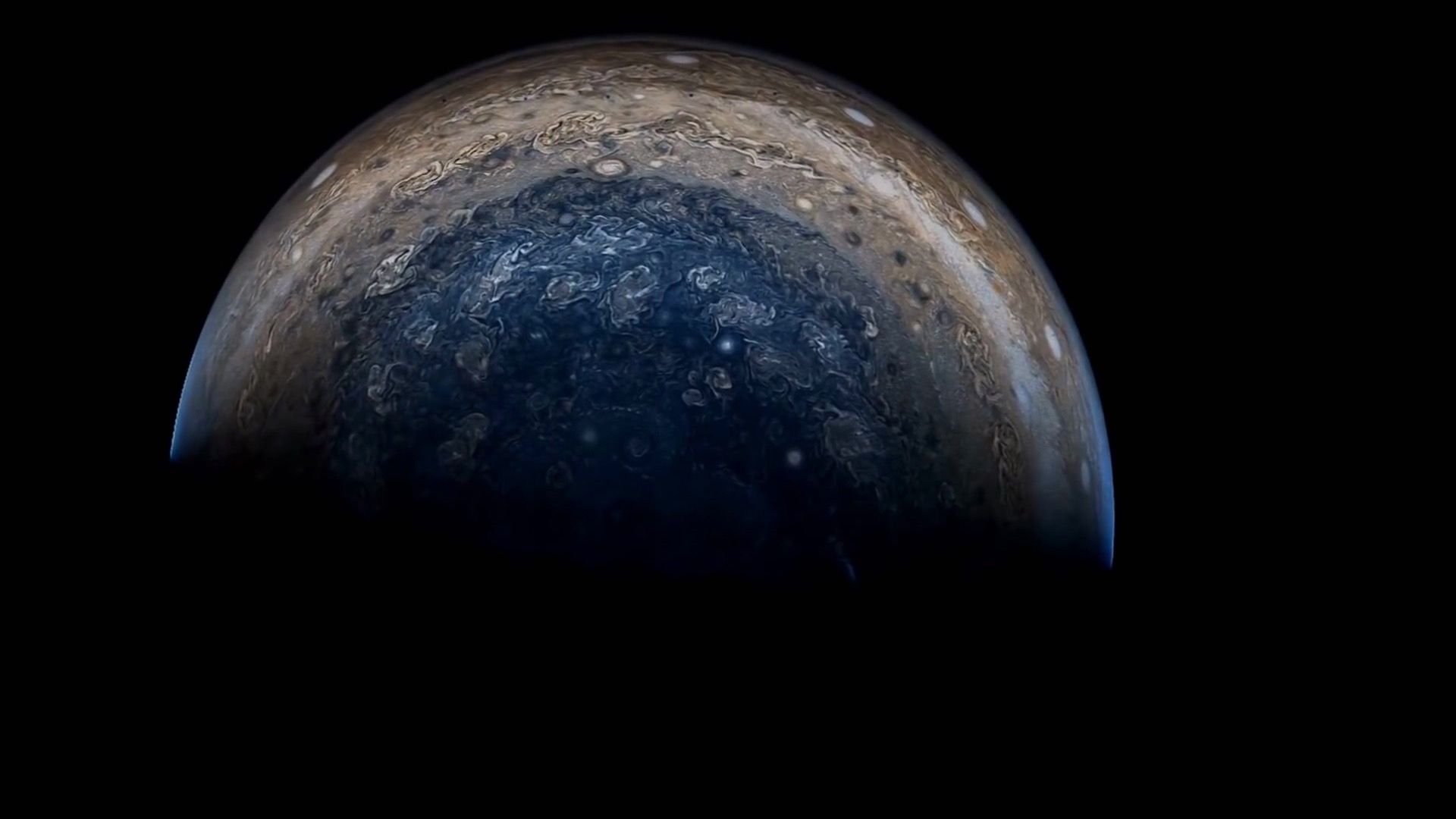 朱诺号探测器航拍木星