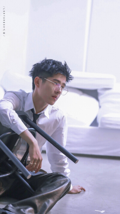 刘昊然79 - 堆糖,美图壁纸兴趣社区