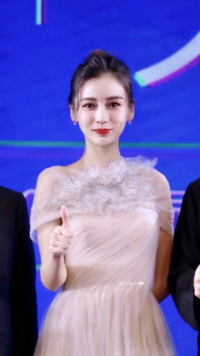 angelababy 图