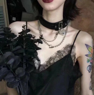 女头不露脸性感