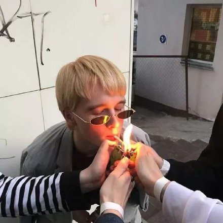 烦心的事永远打烊(我想换头像 时尚头像 手机党 90后 男生头像 女生