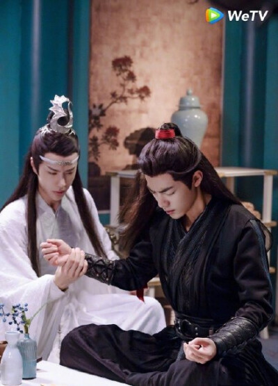 【#陈情令# #王一博# #肖战#】#古装霸总# 《陈情令》中的蓝忘机,长得