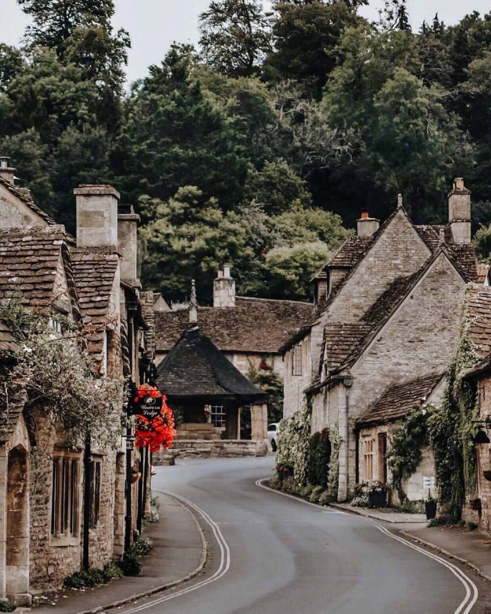 英国小镇castle combe