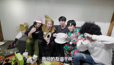 (°з°)-阴阳怪气男团